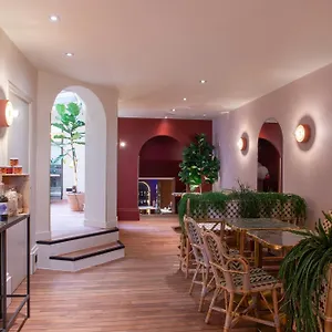 Hotel Mercure Pigalle Sacre Coeur, Paris